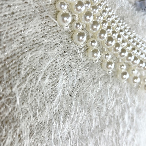 BLACK RIVET |🍦Ivory Pearl Collar Fancy Super Soft Fringy Dolman Batwing Sweater - Picture 4 of 8
